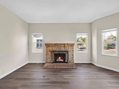 Main picture of 733 Miller Ave