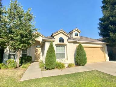Main picture of 1937 Whiteash Ave