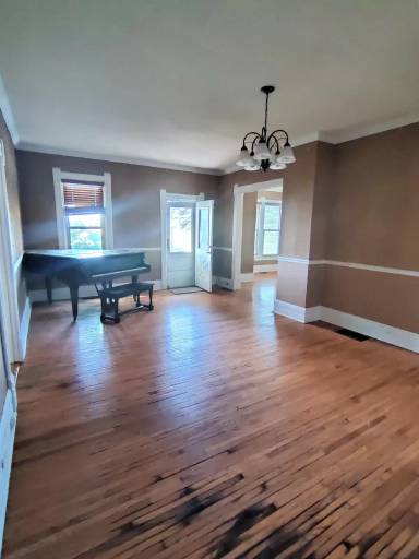 Main picture of 3926 E 1750th Rd