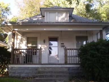 Main picture of 1233 S 10th St