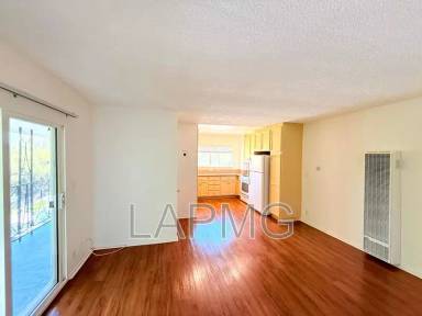 Main picture of 2707 Pomeroy Ave