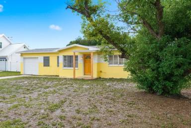 Main picture of 4325 S Coolidge Ave