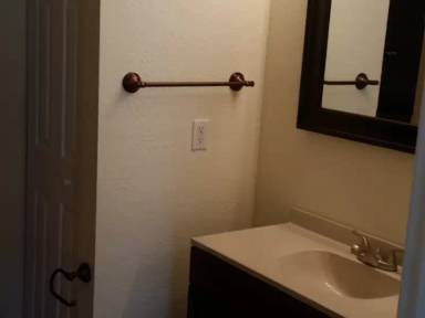 Main picture of 220 Wells Ct