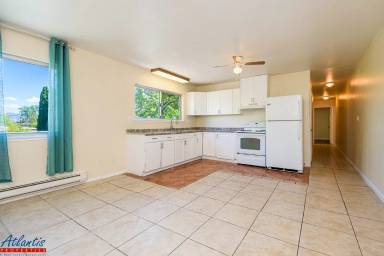Main picture of 439 S 4th St