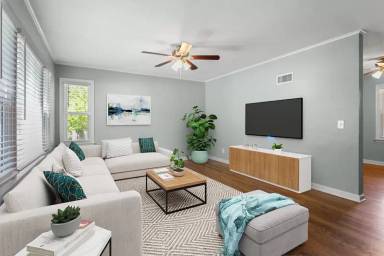 Main picture of 9004 E Gregory Blvd