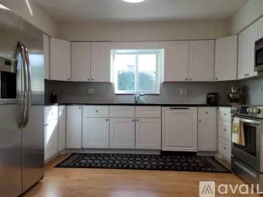 Main picture of 502 W Branch St