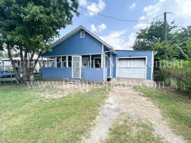 Main picture of 813 E 2nd Ave
