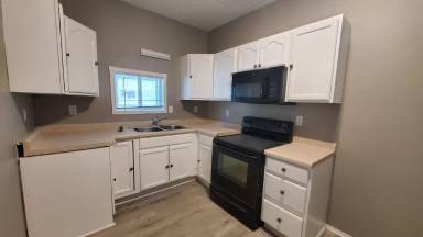 Main picture of 5717 Hartley - 3