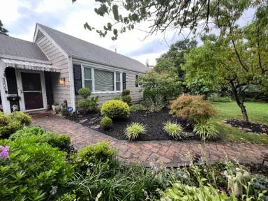 Main picture of 3209 Wayne Rd