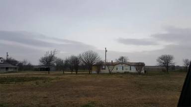 Main picture of 2751 FM 1105