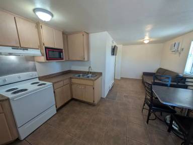 Main picture of 1028 S 1st Ave