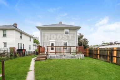 Main picture of 103 N Clairmont Ave