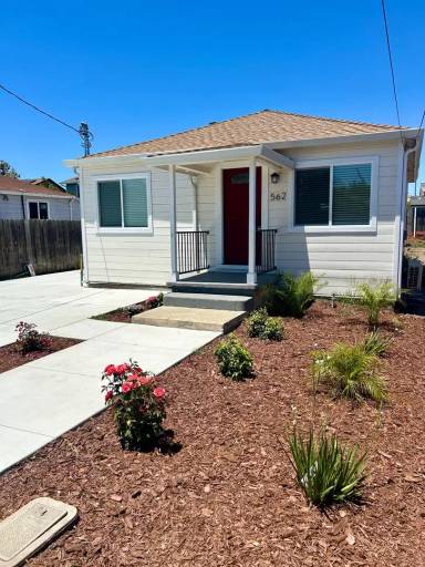 Main picture of 562 Van Ct