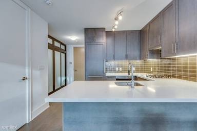 Main picture of 1015 33rd St NW