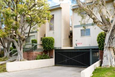 Main picture of 3712 Westwood Blvd