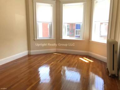 Main picture of 64 Woodstock Ave