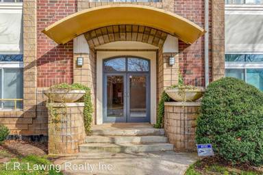Main picture of 404 N Laurel Ave