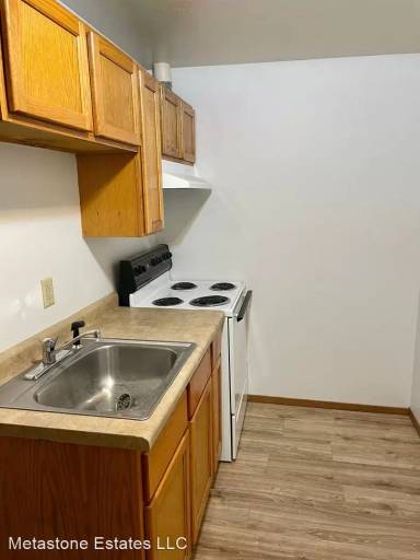 Main picture of 4909 S Tennis Ln