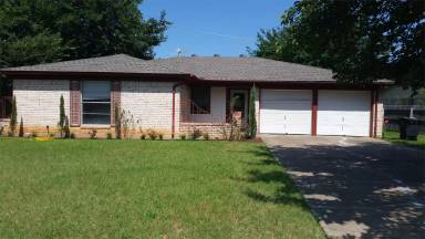 Main picture of 504 S Colonial Dr