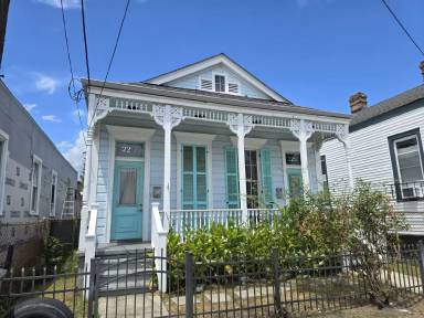 Main picture of 2213 Magnolia St