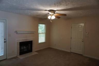 Main picture of 2808 Rosemeade Dr