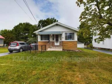 Main picture of 1654 Wakefield Ave