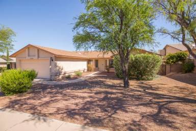 Main picture of 10005 E Lucille Dr