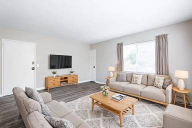 Main picture of 6643 Montgomery Rd