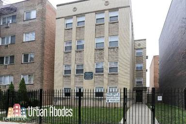 Main picture of 6120 N Kenmore Ave