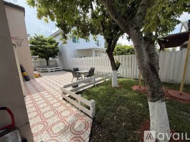 Main picture of 15835 SW 112th Ter