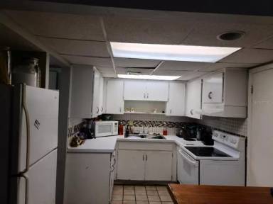 Main picture of 313 Amherst Ave