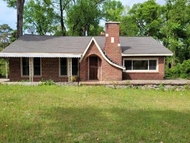 Main picture of 1241 Johnson Ave