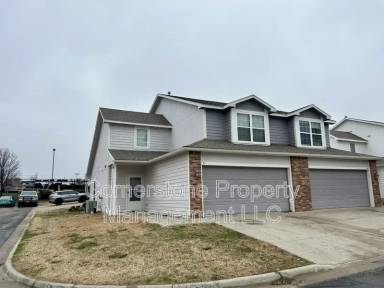 Main picture of 1500 E 24th St