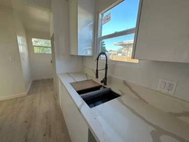 Main picture of 9238 Swinton Ave