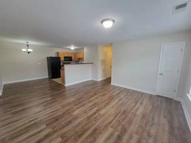 Main picture of 1845 Crest Hollow Dr