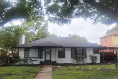 Main picture of 1330 McAdams Ave