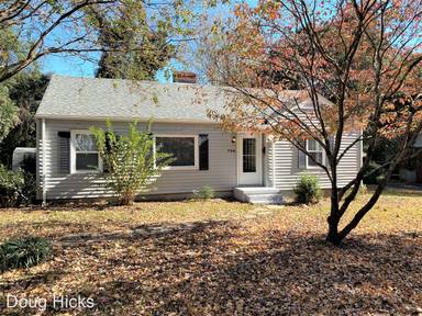 Main picture of 739 Wriston Pl