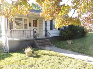Main picture of 820 W Emerald Ave