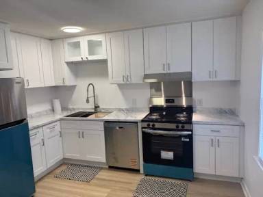 Main picture of 53 Lakeview Dr