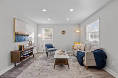 Main picture of 413 Canal St