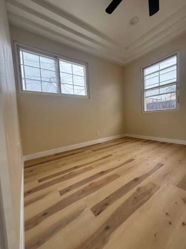 Main picture of 2132 W 84th Pl