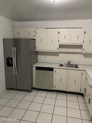 Main picture of Live Oaks Condo