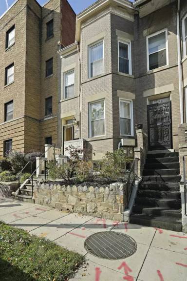 Main picture of 3538 10th St NW
