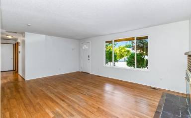 Main picture of 7621 Easy St