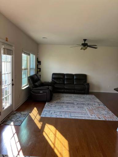 Main picture of 14 Irvington Dr