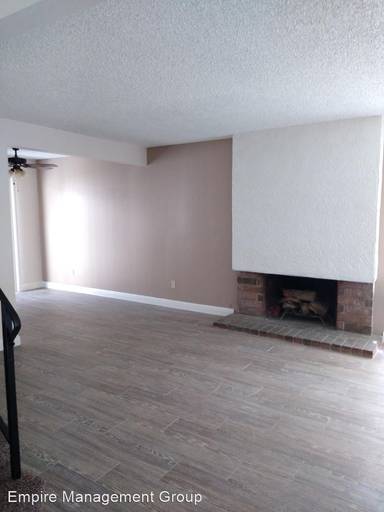 Main picture of 1531 E Fairfield Ct