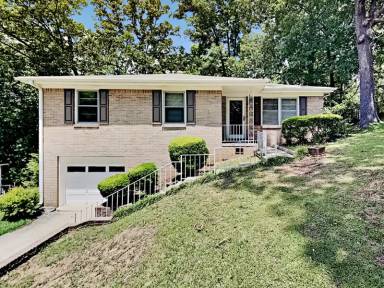 Main picture of 1012 Belle Meade Dr