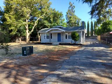 Main picture of 1161 McMullen Ave
