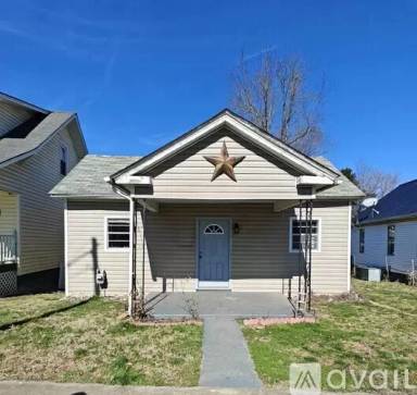 Main picture of 2782 Latulle Ave