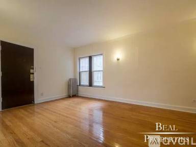Main picture of 2108 W Ainslie St